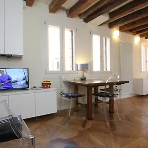 Apartment Salute-accademia, Venedig