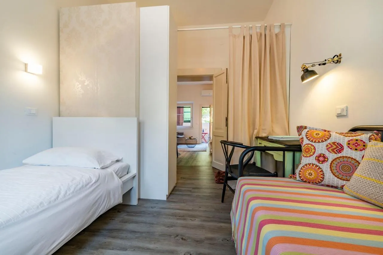Snug Apartment With Private Courtyard M0270422677 Venice Italy