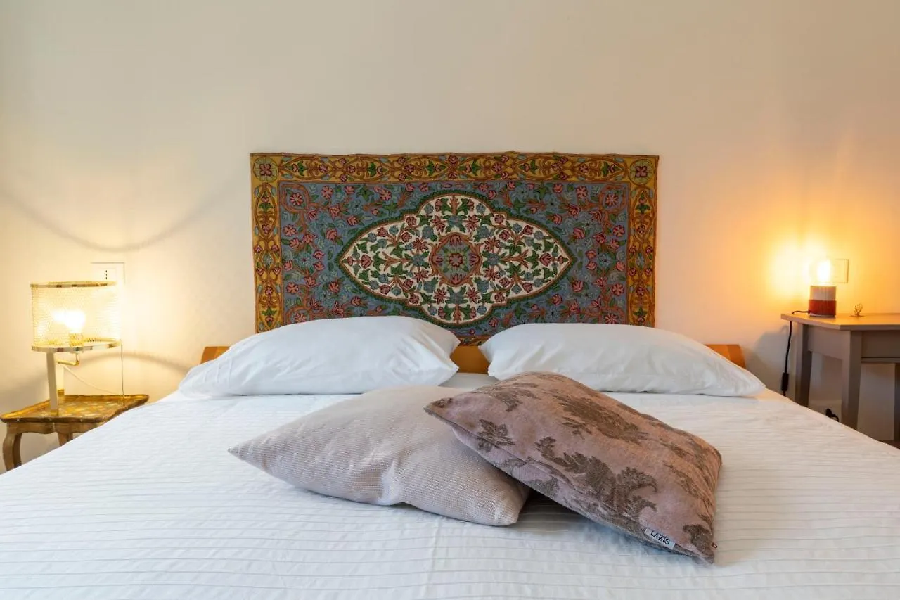 Snug Apartment With Private Courtyard M0270422677 Venice